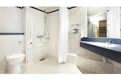 Holiday Inn Express LONDON-ROYAL DOCKS, DOCKLANDS,  London