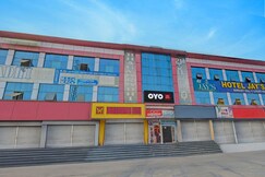 Hotel Jay's Inn, Medchal