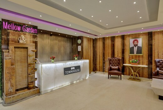 Townhouse Jp Grand Near Mayapuri Chowk
