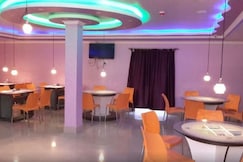 HOTEL GITANJALI RAIGANJ, Raiganj