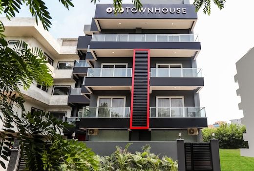 Super Townhouse 158 Near Netaji Subhash Marg Near Appu Ghar