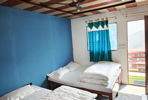 Cottage Kedar Nomads