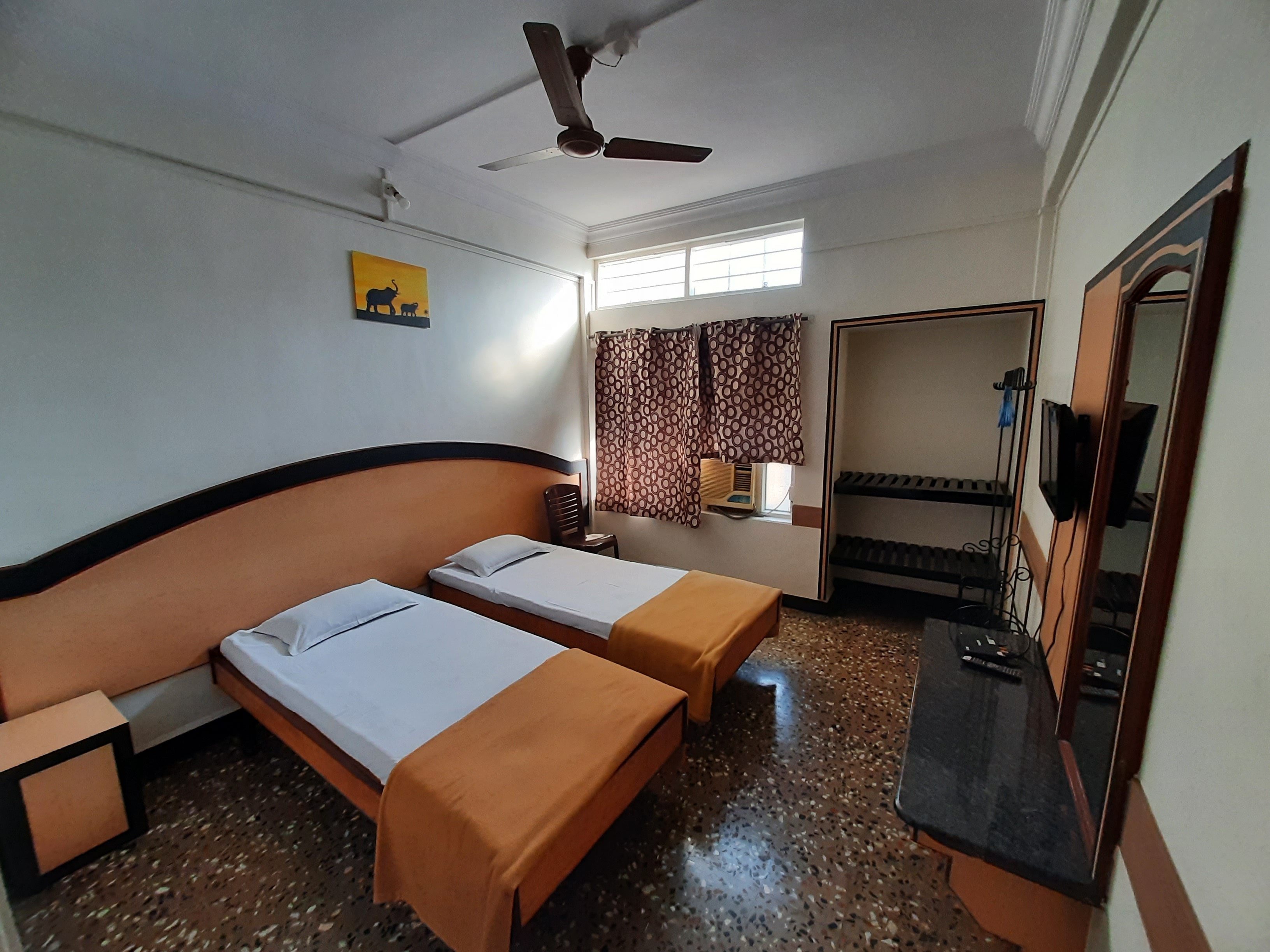 Hotel Ashray Residency 2