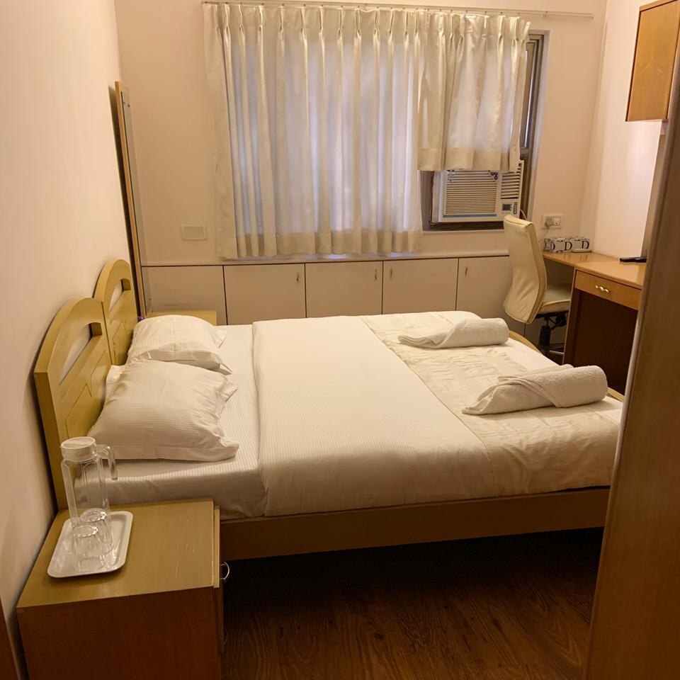 Pinaki Comfort stay Bandra - Tap to explore photos