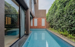 Swimming Pool 1