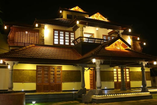 Babu's Luxury Budget Villa - Families only