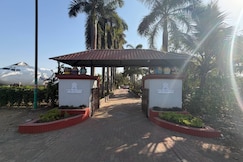 Wow Heritage Resort, Surat