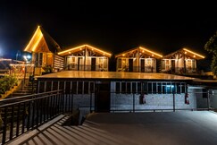 Tehri lakeview Sunrise Cottages, Kanatal