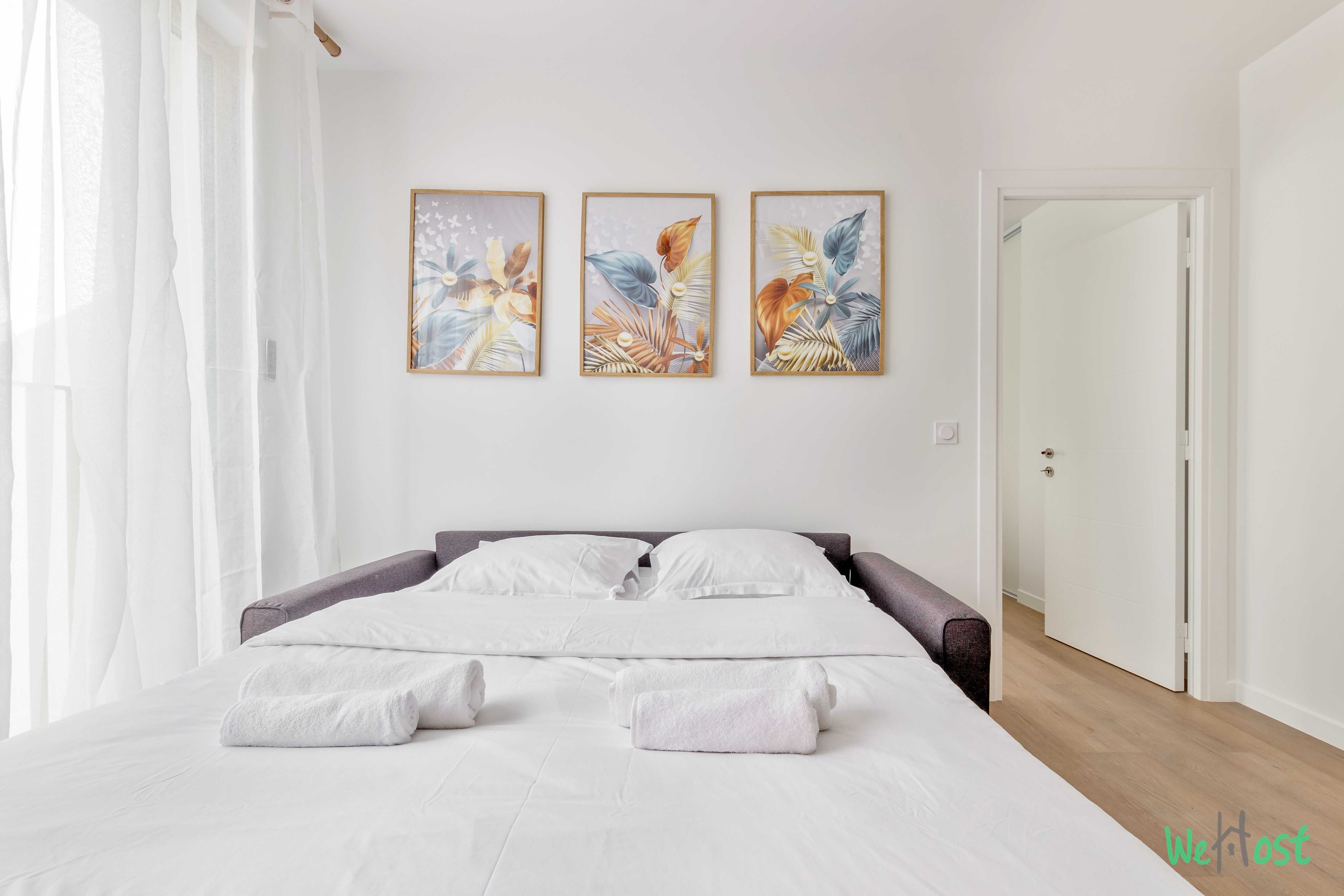 Bright apt with balcony -6P-Proche Disney/Paris - Tap to explore photos