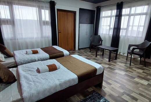 Rockside Inn Rockside Resort 𝗕𝗢𝗢𝗞 Cherrapunji Resort 𝘄𝗶𝘁𝗵 𝗙𝗥𝗘𝗘 𝗖𝗮𝗻𝗰𝗲𝗹𝗹𝗮𝘁𝗶𝗼𝗻