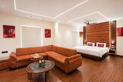 Stayzo Scheme 114 Vijay nagar, Indore