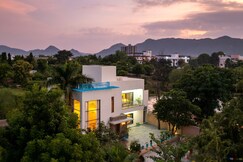 House of Tree: 4BHK w\ Nature Bath Near Fatehsagar, Udaipur