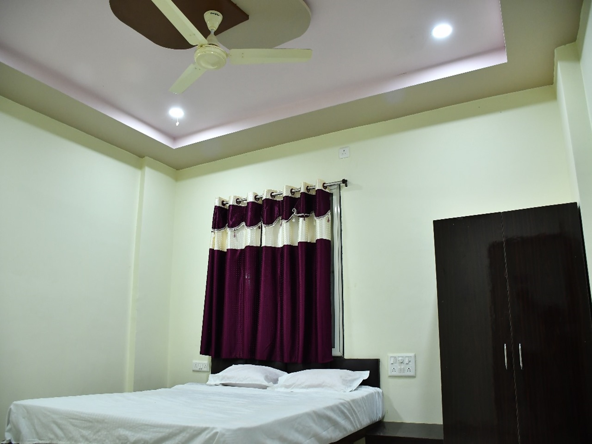 Hotel Kalika Residency - Tap to explore photos