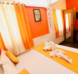 Deluxe AC Room (Double Bed)