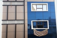 Kartar Yatri Nivas, Kanpur