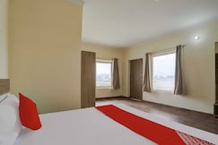 Hotel O Shaheed Bhagat Singh Inter College Roza Jalalpur, Ghaziabad