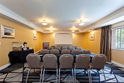 Holiday Inn Hotel & Suites San Mateo-San Francisco SFO, San Francisco