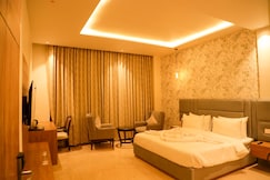 Hotel Rahat, Karnal