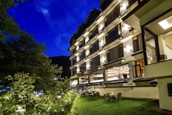 TRIBHAV Rohtang Heights Resort, Manali
