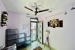 The House 1-Bedroom Flat in Rohini Sector 5, Delhi