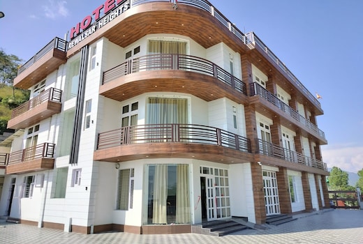 Hotel Rewalsar Heights