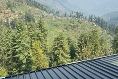 KD Kutir Homestay | Gadagusheni, Jibhi