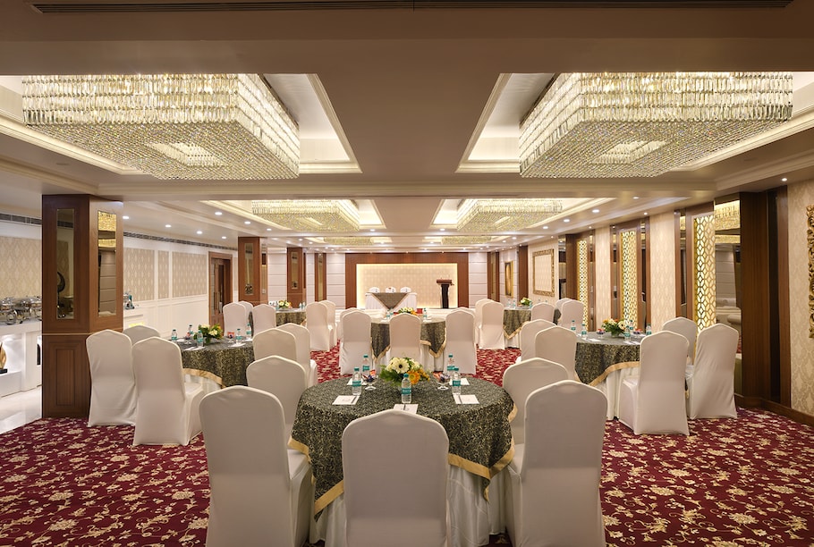 10 Park Street Bed Breakfast Best Rates On Gorakhpur Hotel Deals Reviews Photos 10 On The Park