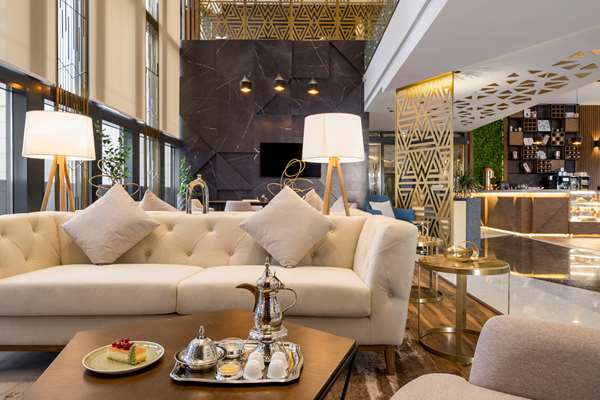 Radisson Blu Hotel Riyadh Qurtuba - Tap to explore photos