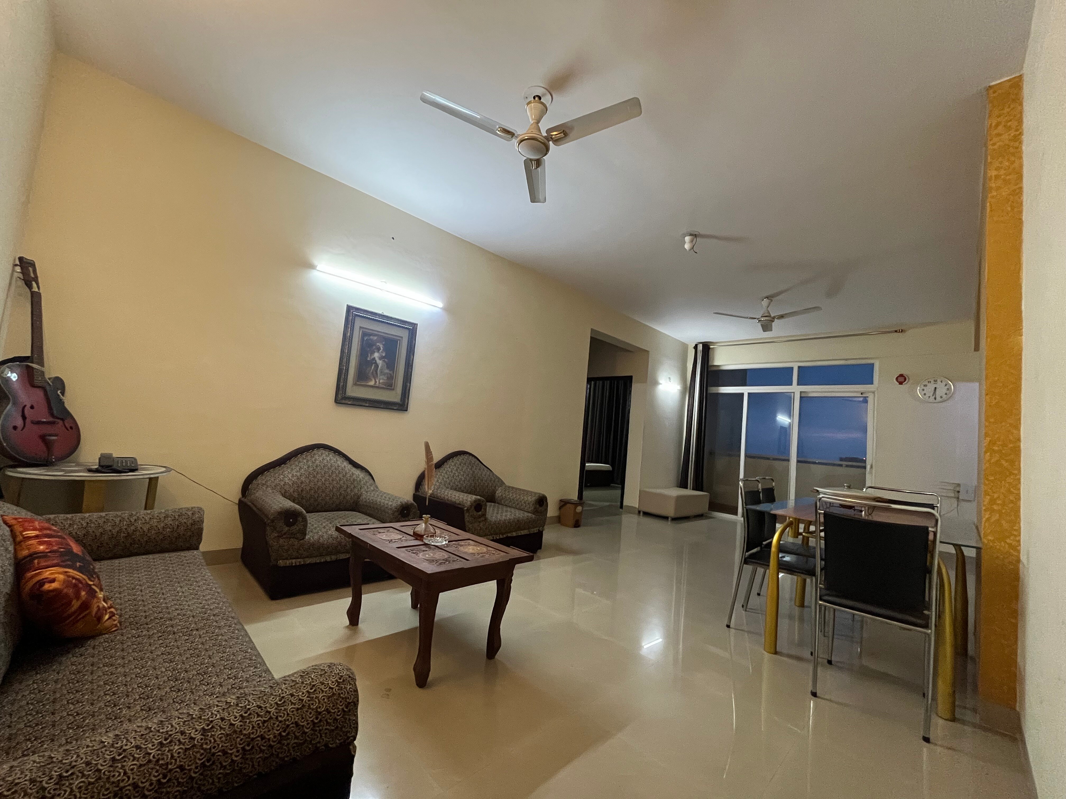 Paradise Dev Holiday Apartment - Tap to explore photos