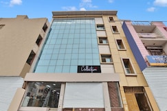 Townhouse THE ARROW Near Lotus Temple, Delhi