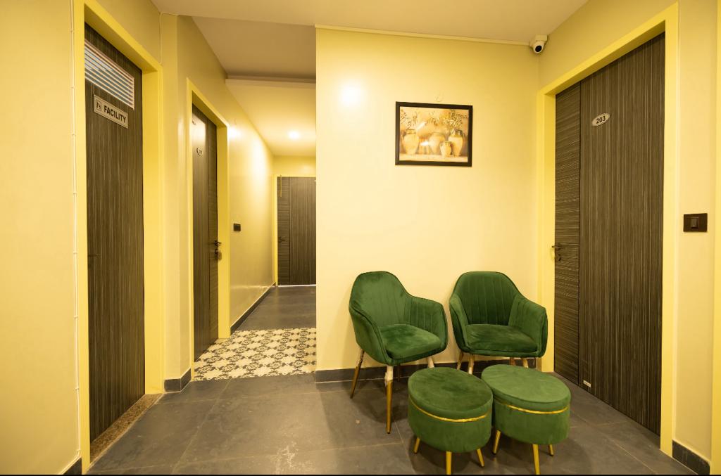 Myriad Inn, A Luxury Homestay - Tap to explore photos