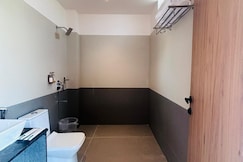 TRIVIERA HOTEL, Chirala