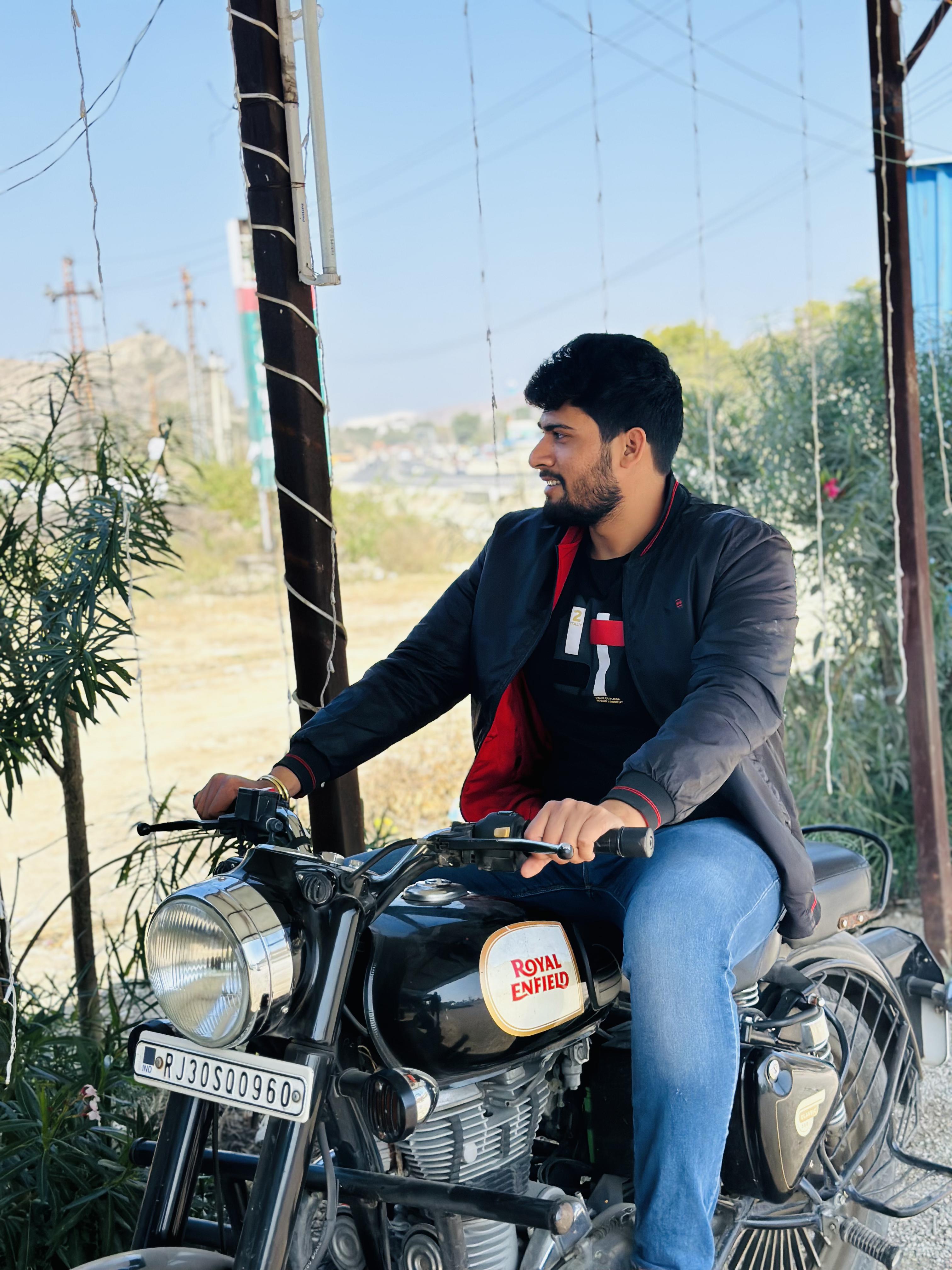 Hotel Harsh Pawan - Tap to explore photos