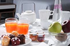 Radisson Hotel Nola Naples, Naples