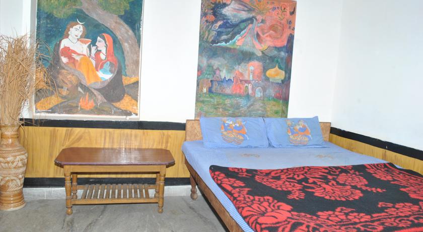 Priya Guest House - Tap to explore photos