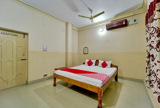 Hotel O SHER A PUNJAB