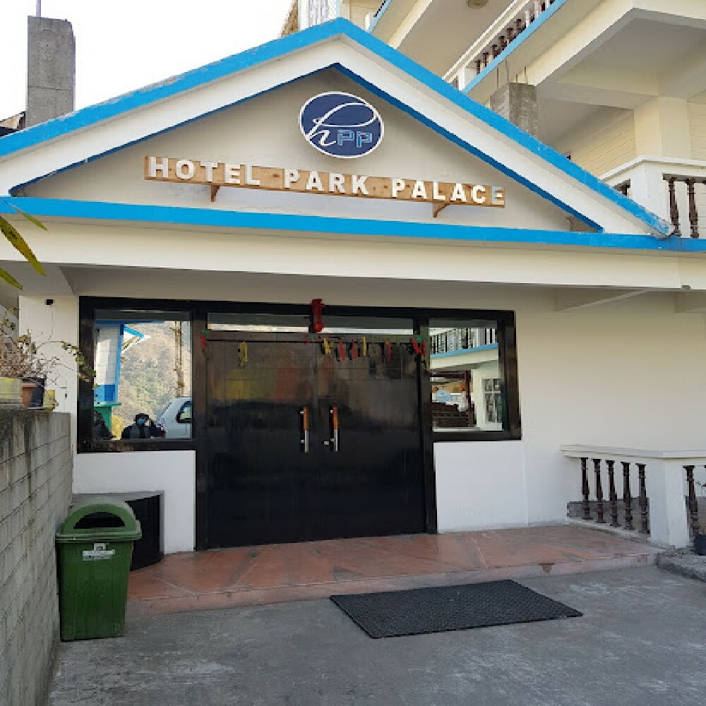 Hotel Park Palace, Lachung - Tap to explore photos