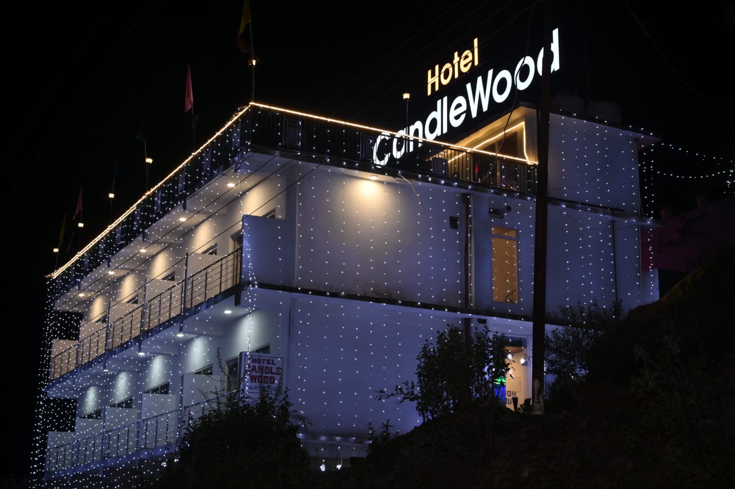Candlewood - Tap to explore photos