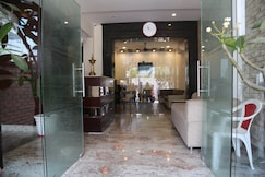 Hotel Azure, Varanasi