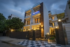 FabHotel Velvet Suites Near Huda City Centre Gurugram, Gurgaon