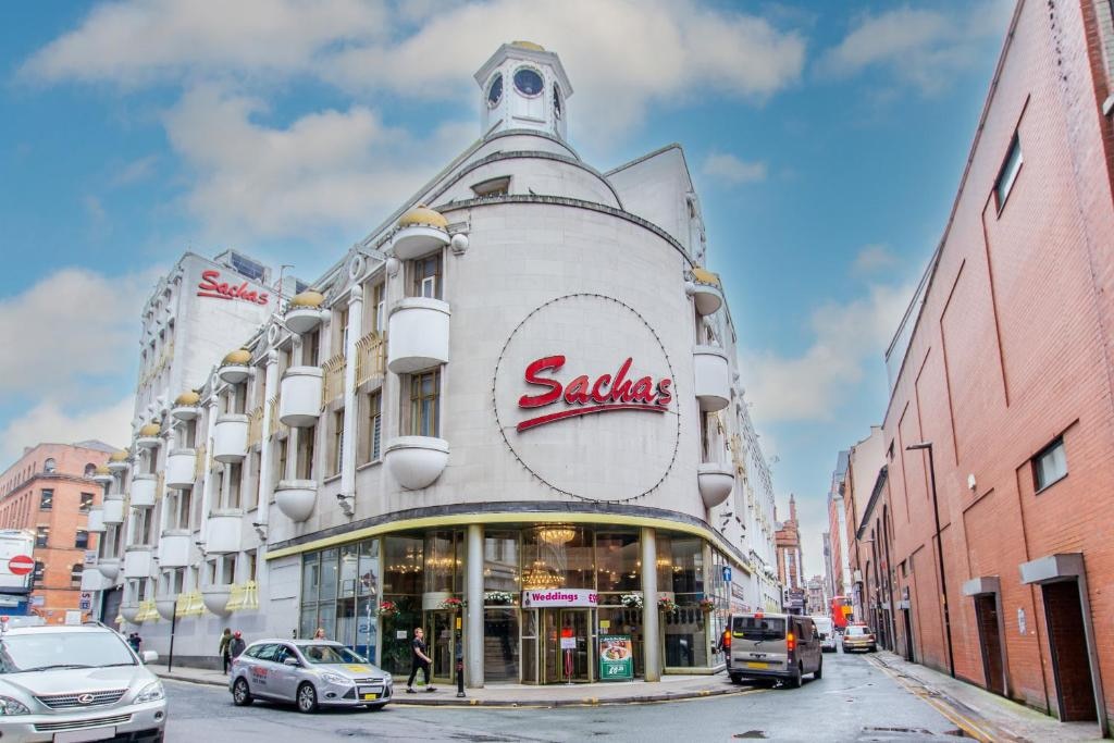 Sachas Hotel Manchester - Tap to explore photos