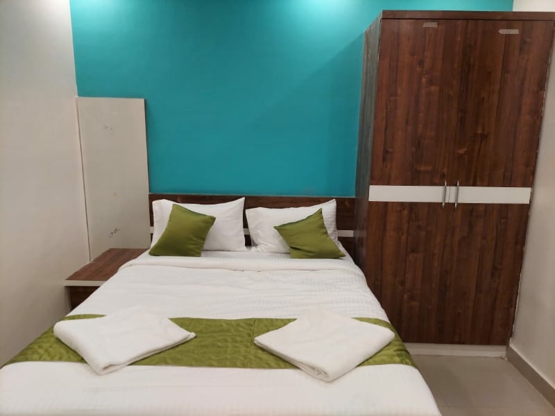 Collection O Janjir Residency - Tap to explore photos