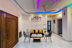 Ren Mou Stay, Guwahati