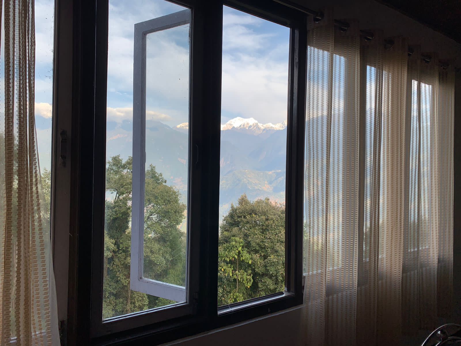 Grand View Retreats - Tap to explore photos