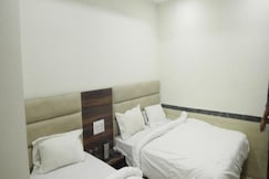 Hotel Shri Ram Residency, Agra