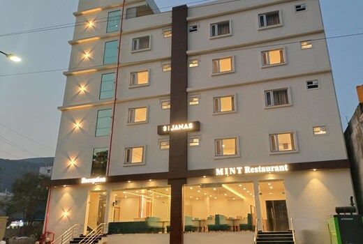 JANA'S HOTEL