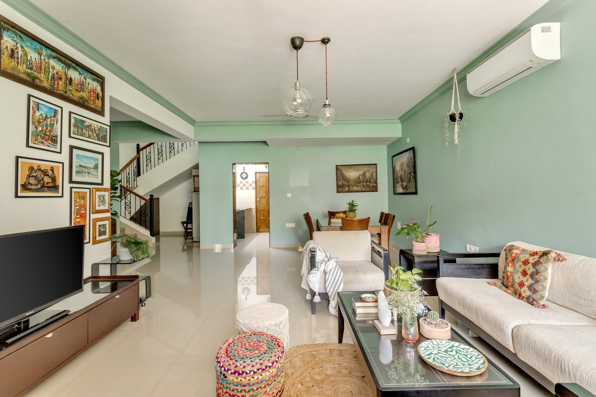 The Stable 3BHK by Limestays - Tap to explore photos