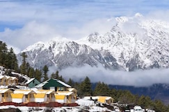 Auli Resort (10m Walkin from ChairCar), Joshimath