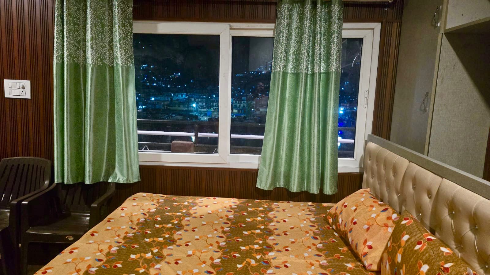Anushree Lake View Home Stay Uttarkash - Tap to explore photos