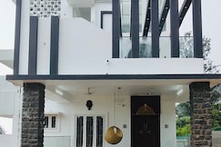 Adeeshy Mountain Manor, Nattam